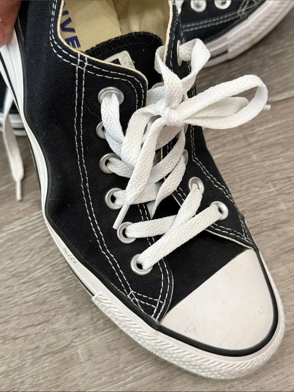 Converse size 6m